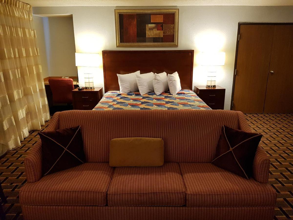 Le Mars Inn And Suites Εξωτερικό φωτογραφία